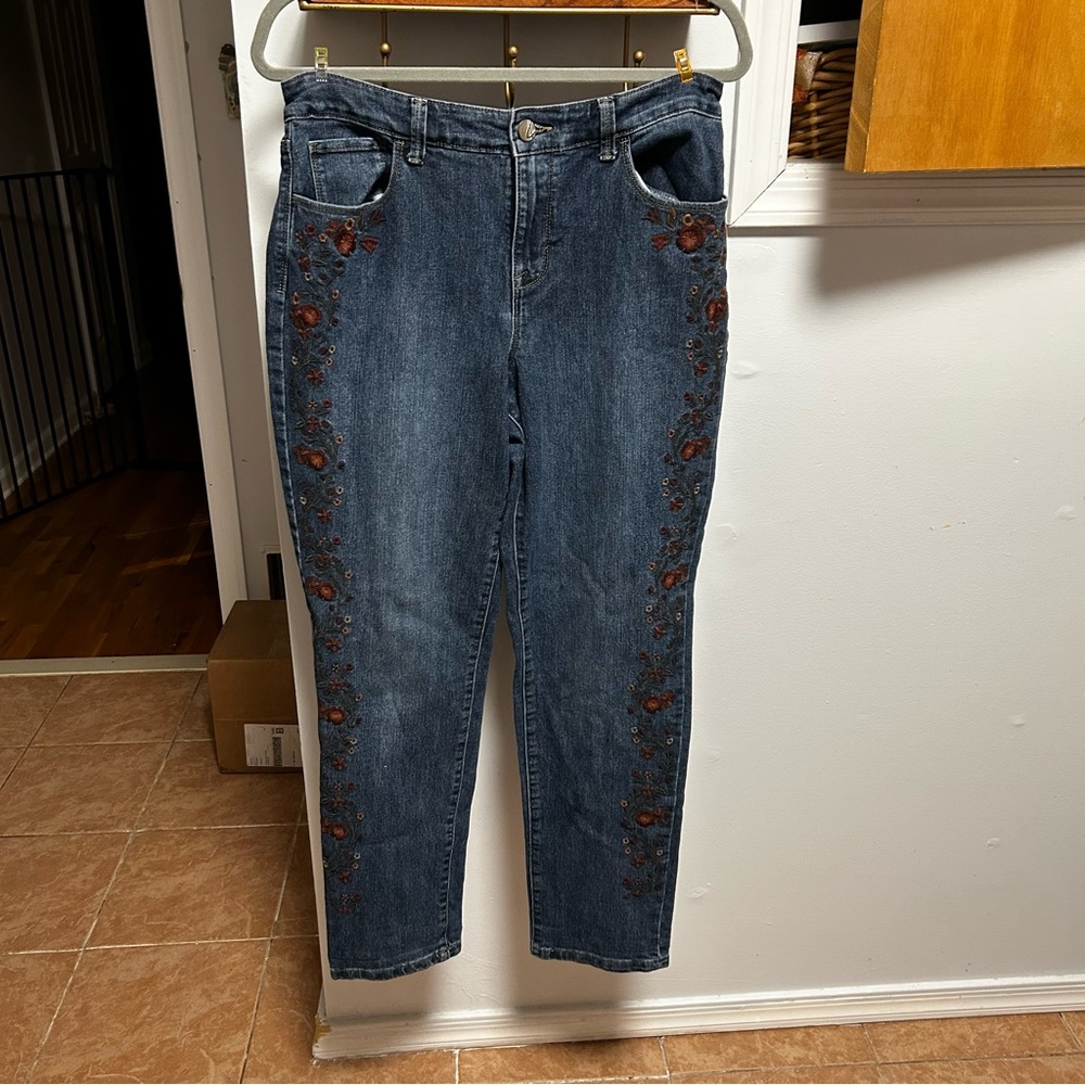 Pink flower embroidered straight leg boyfriend jeans